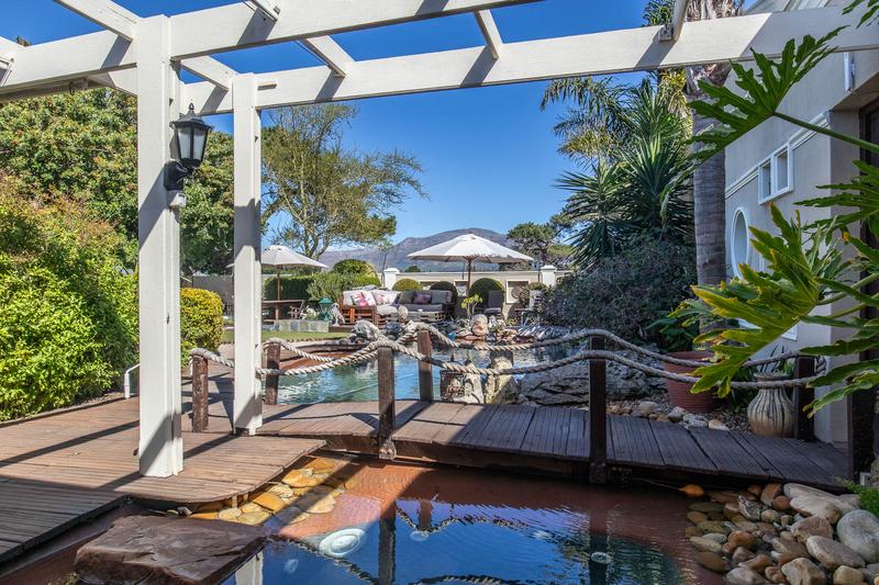 6 Bedroom Property for Sale in Plumstead Western Cape